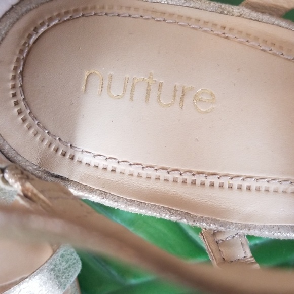 Gold Zip Up Roman Look Wedges - Picture 2 of 6